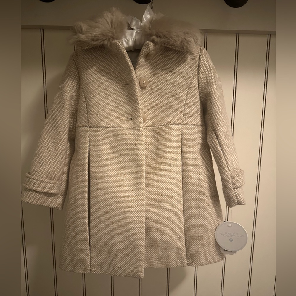 Toddler girl coat with fur collar.